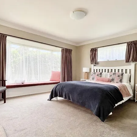 Private Cosy House In Chartwell, Hamilton, Near Everything Exterior photo