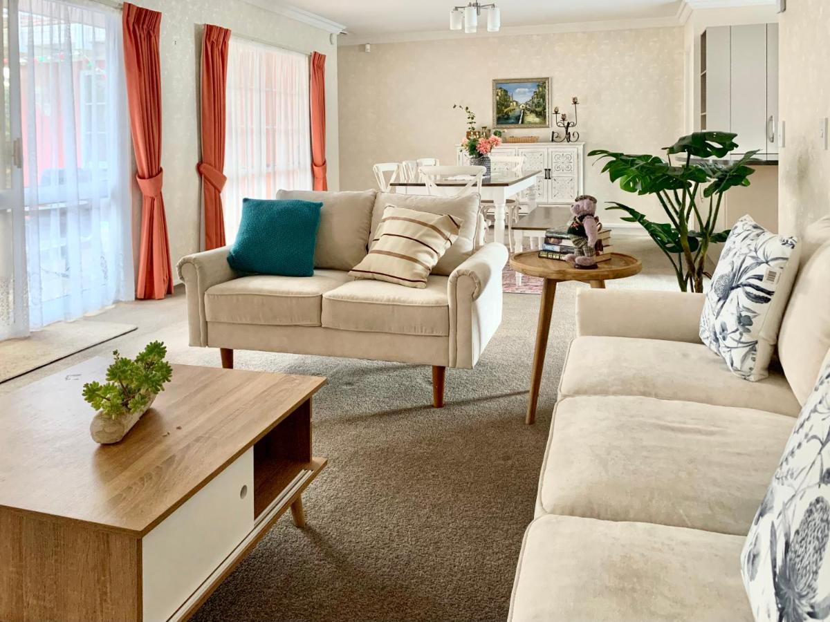 Private Cosy House In Chartwell, Hamilton, Near Everything Villa